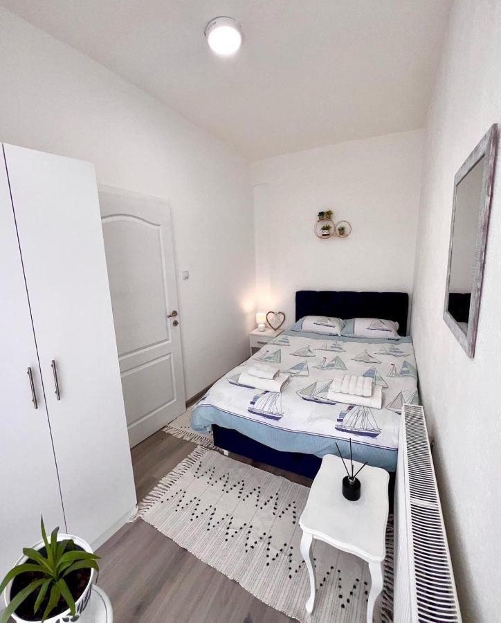 M Apartman Foca Ngoại thất bức ảnh